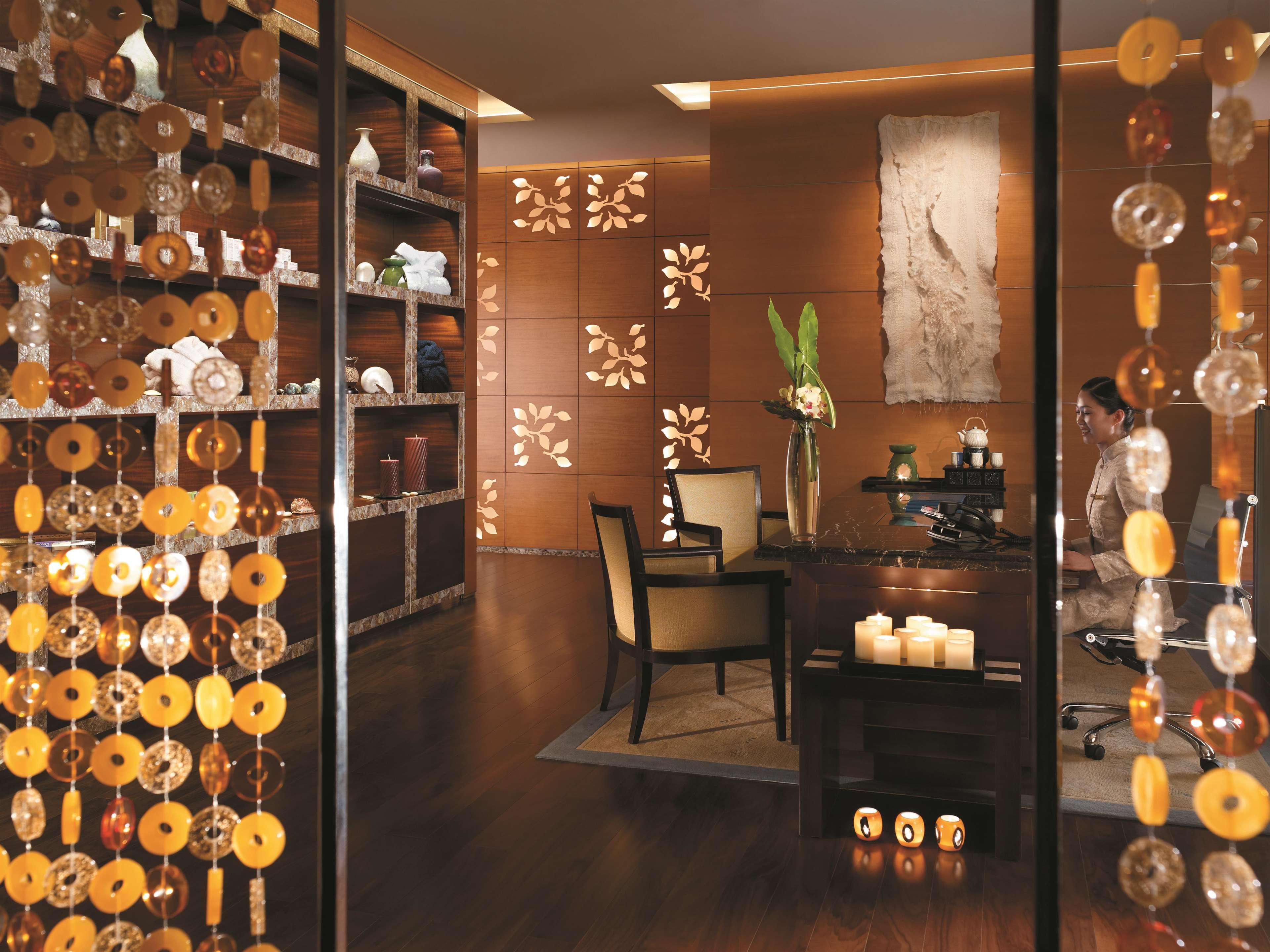 Futian Shangri-la, Shenzhen,near To Convention&exhibition Centre, Futian Railway Station Hotel 5*