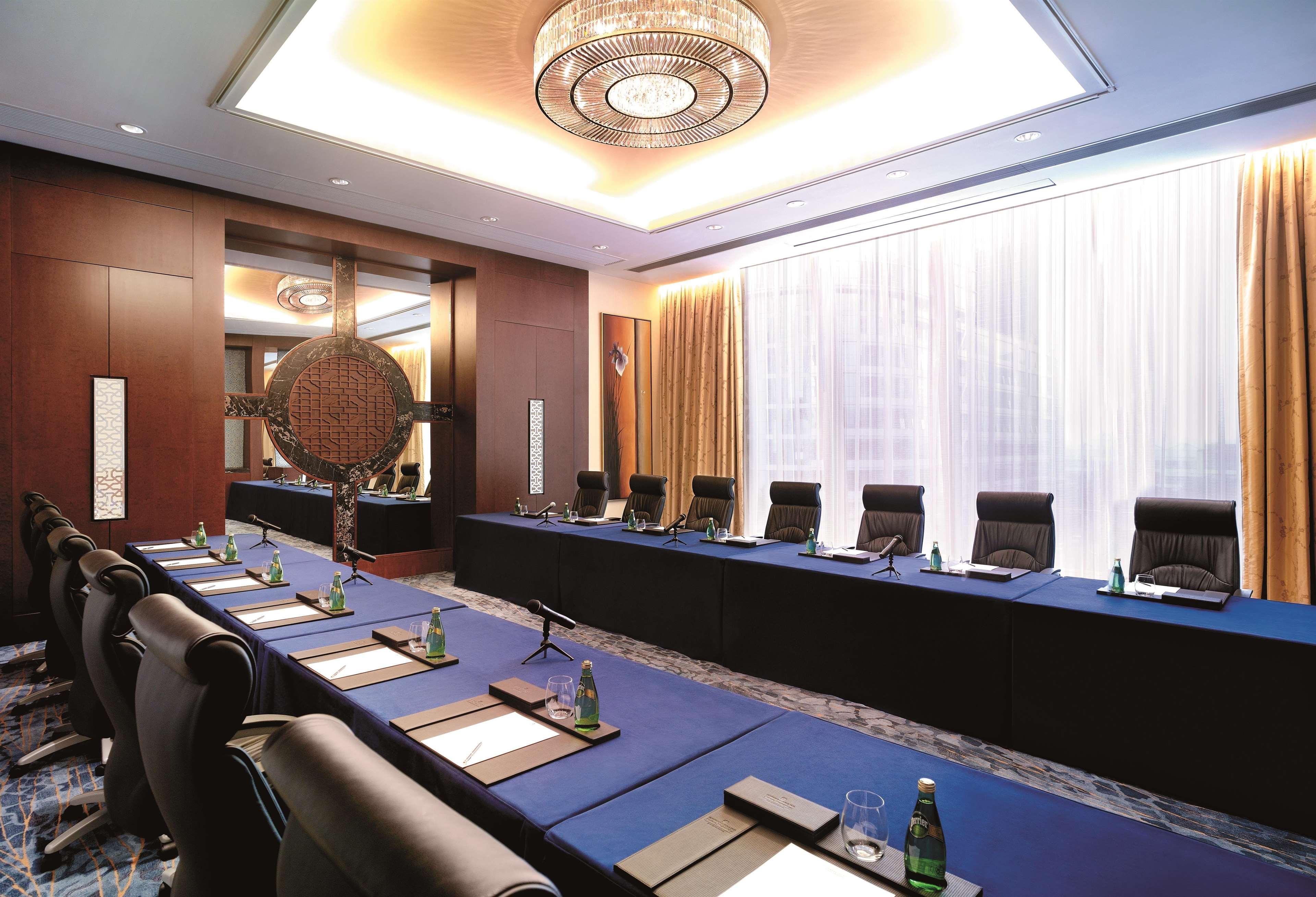 Futian Shangri-la, Shenzhen,near To Convention&exhibition Centre, Futian Railway Station